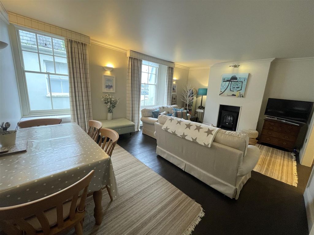 2 bed flat for sale in Esplanade, Fowey PL23, £450,000