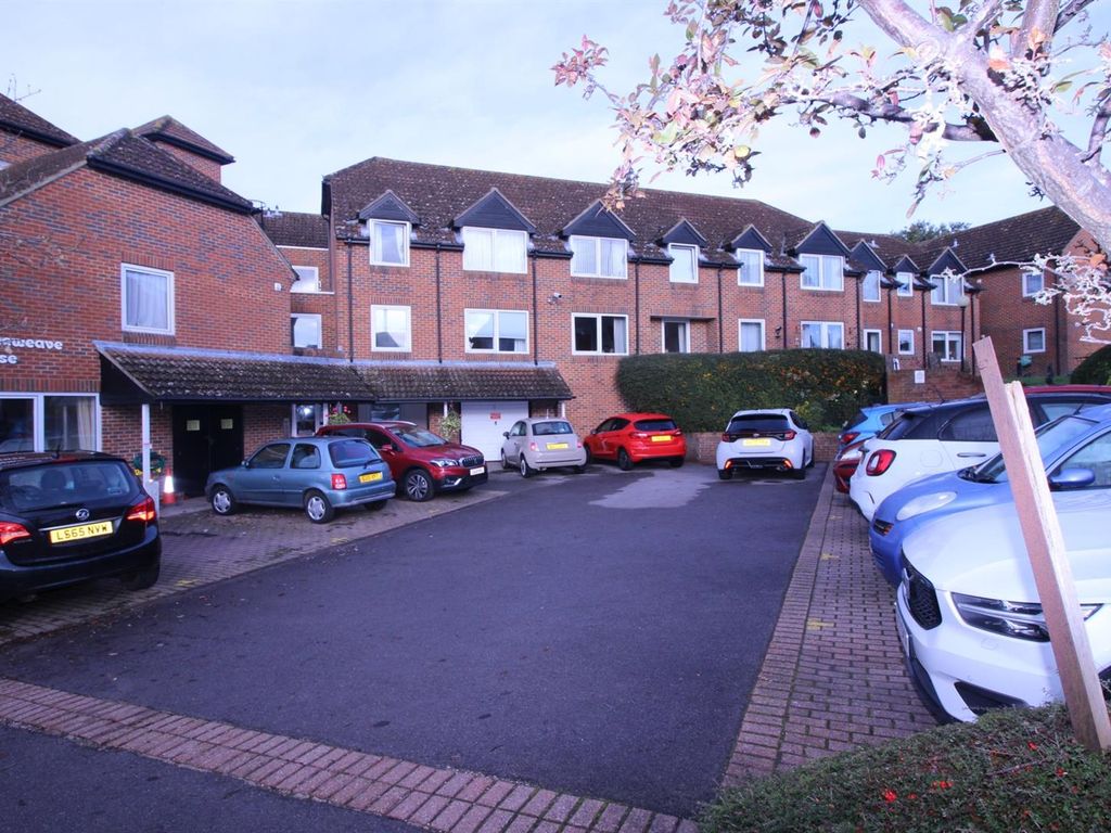 1 bed flat for sale in Robinsbridge Road, Coggeshall, Colchester CO6, £92,500