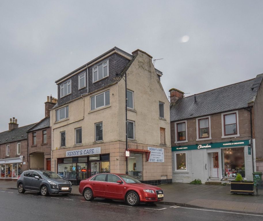 4 bed flat to rent in East High Street, Forfar, Angus DD8, £650 pcm