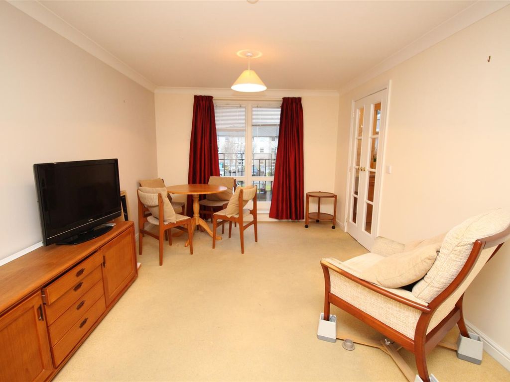 1 bed flat for sale in Royal Ness Court, Ness Walk, Inverness IV3, £110,000