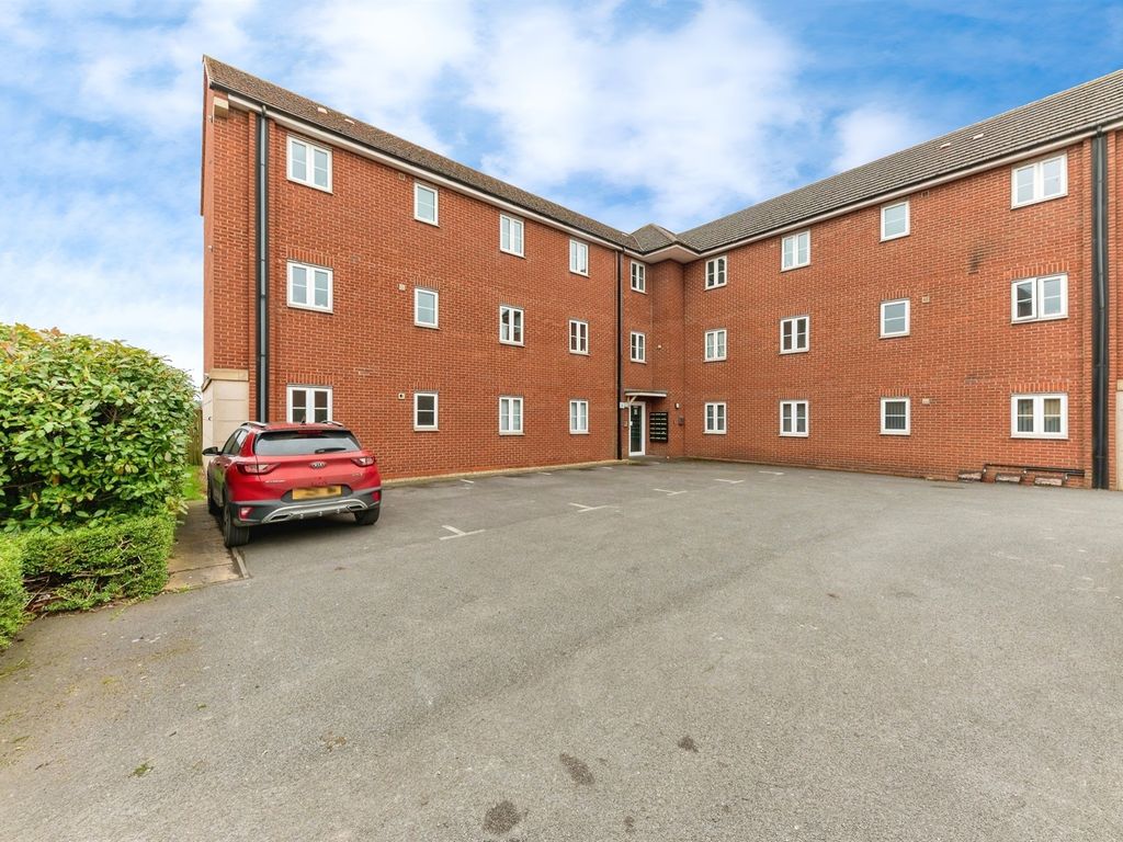 2 bed flat for sale in Gadwall Way, Scunthorpe DN16, £82,500