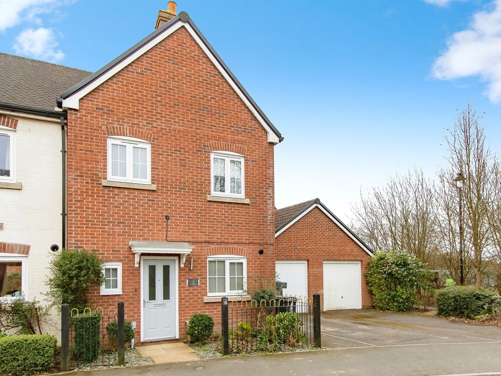 3 bed semi-detached house for sale in Mampitts Lane, Shaftesbury SP7, £320,000