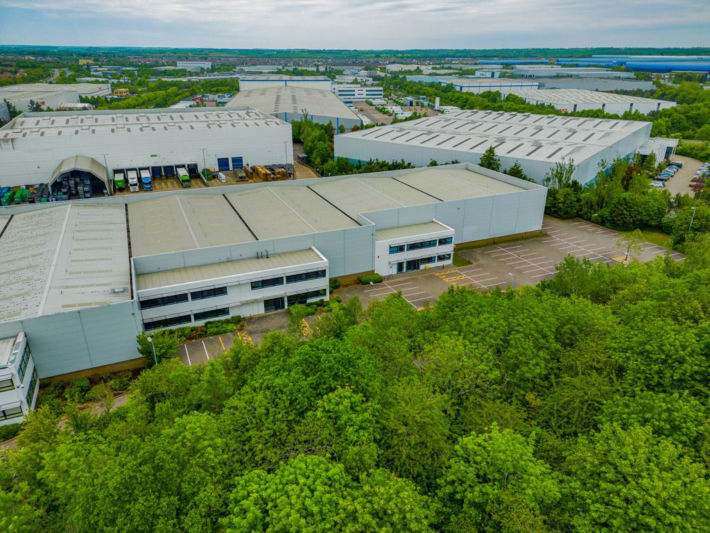 Light industrial to let in Units 11 & 12, Stratus Park, Brudenell Drive, Brinklow, Milton Keynes, Buckinghamshire MK10, Non quoting