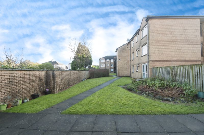 2 bed flat for sale in Homeblair House, Glasgow G46, £110,000