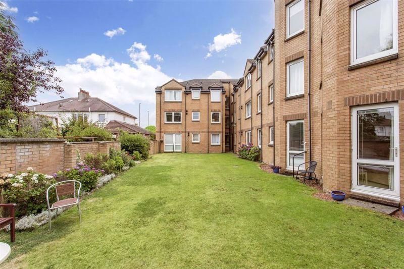 2 bed flat for sale in Homeblair House, Glasgow G46, £110,000