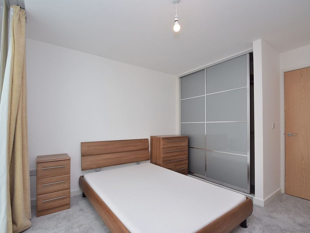 1 bed flat to rent in Witan Gate, Milton Keynes MK9, £1,075 pcm