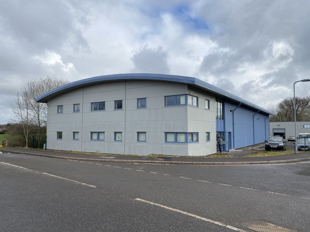 Light industrial to let in Oswestry Road, Ellesmere, Shropshire SY12, £40,800 pa