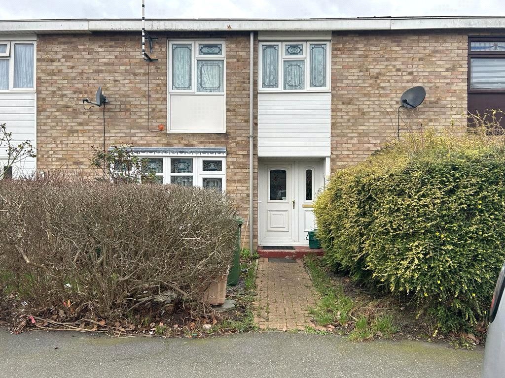3 bed terraced house for sale in Rose Acre, Basildon, Essex SS14, £250,000