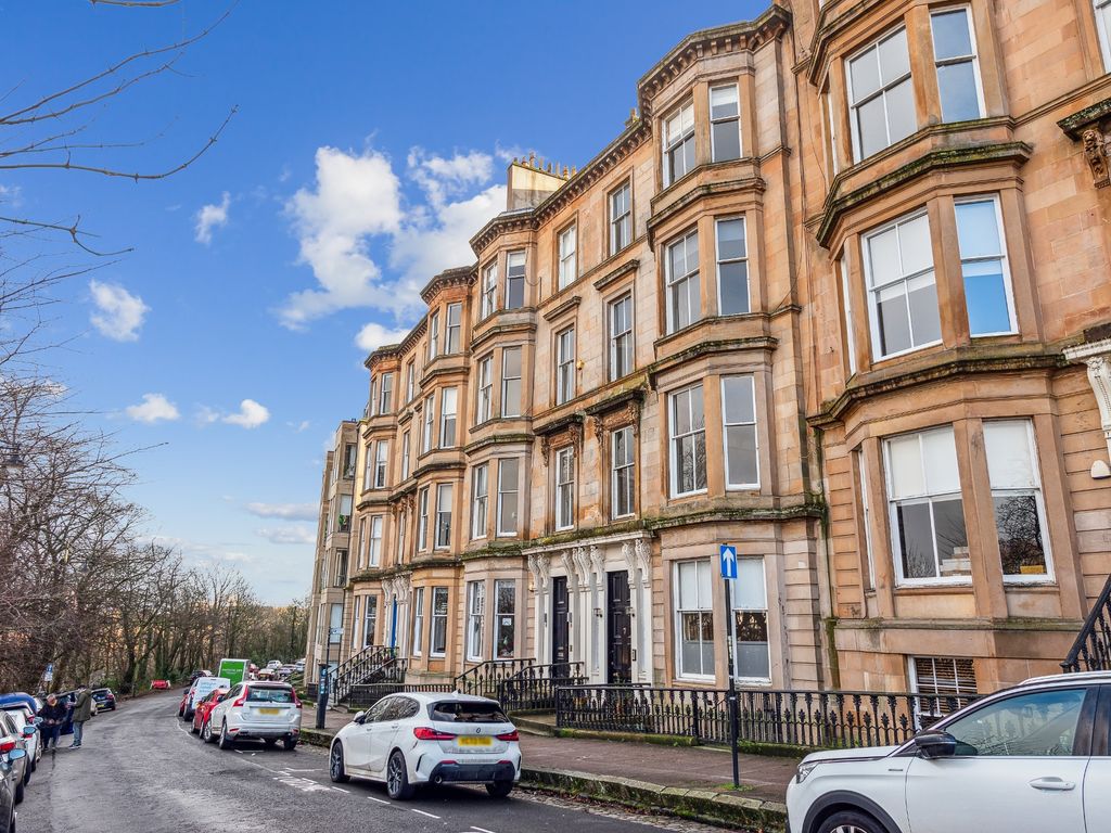 3 bed flat to rent in Park Quadrant, Park District, Glasgow G3, £2,750 pcm