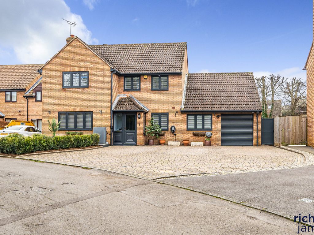 4 bed detached house for sale in Manor Park, South Marston SN3, £700,000