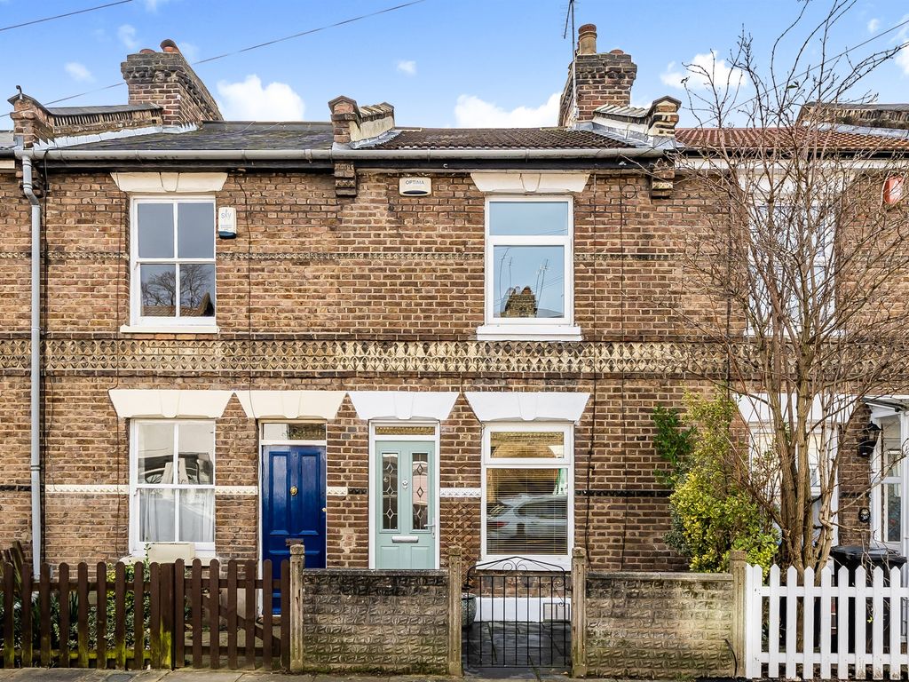 3 bed terraced house for sale in John Street, Enfield EN1, £440,000