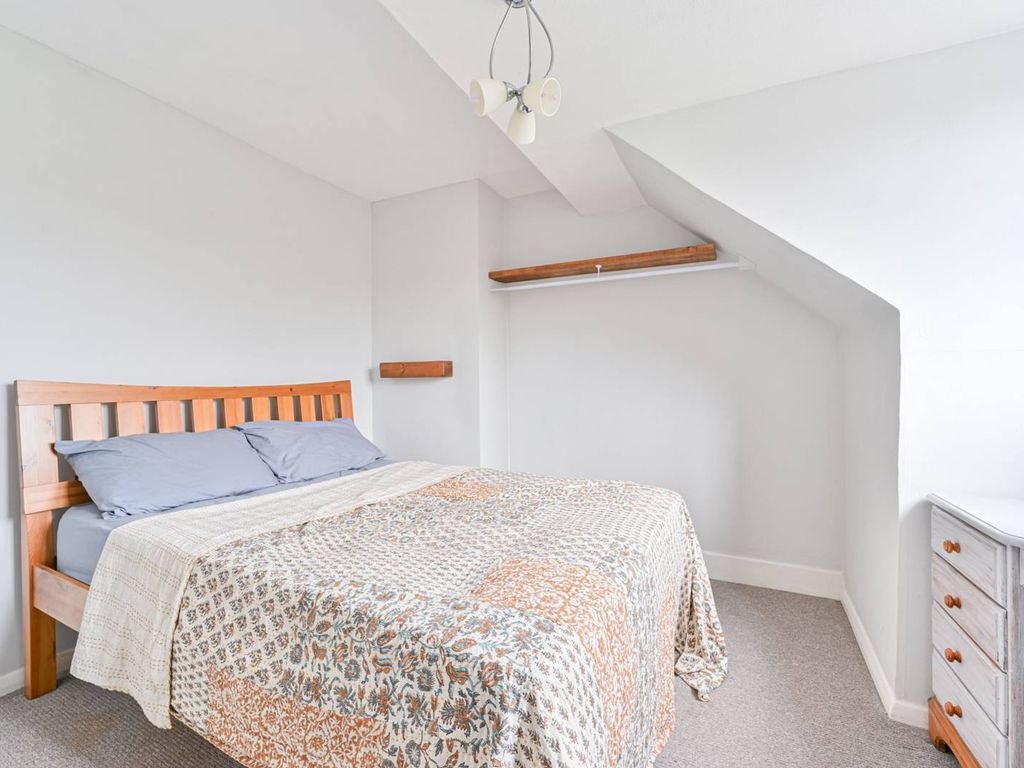 1 bed flat for sale in Ravensbourne Avenue, Bromley BR2, £245,000