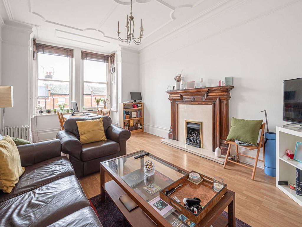 1 bed flat for sale in West End Lane, West Hampstead, London NW6, £595,000