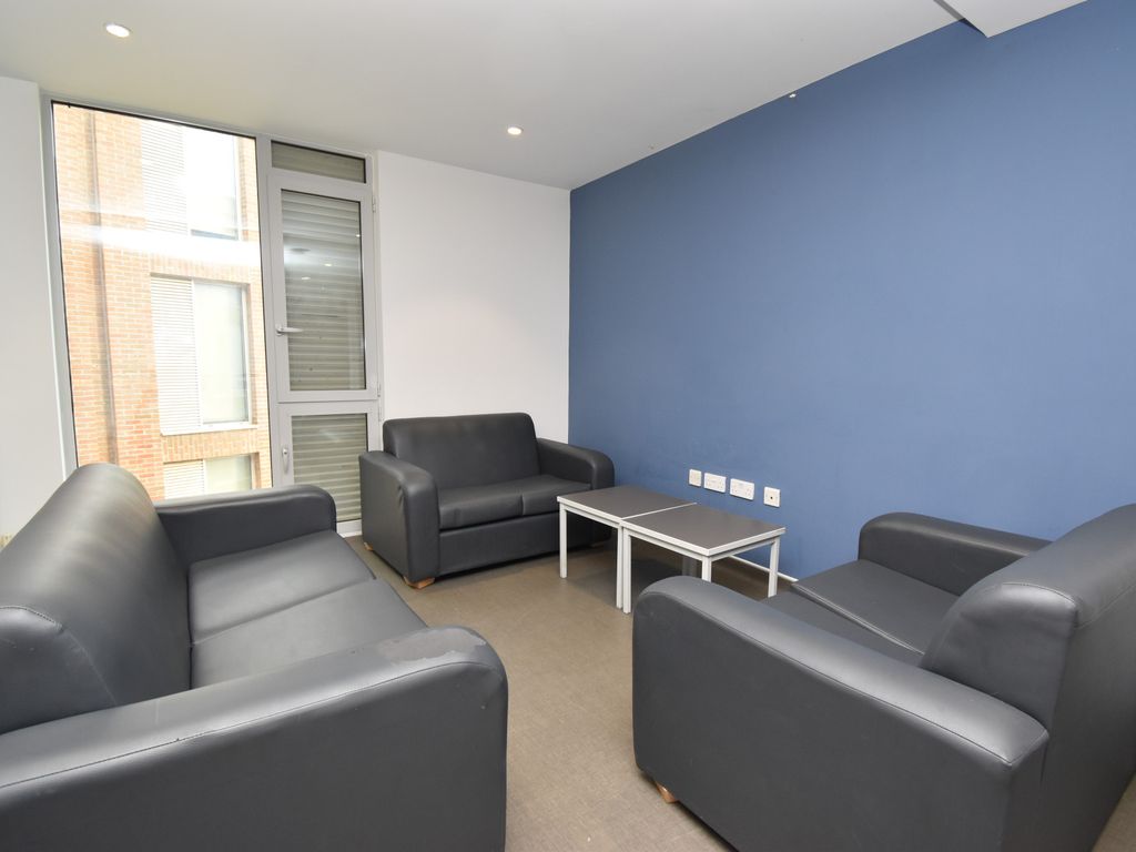 8 bed flat to rent in Althorpe Street, Leamington Spa, Warwickshire CV31, £4,944 pcm