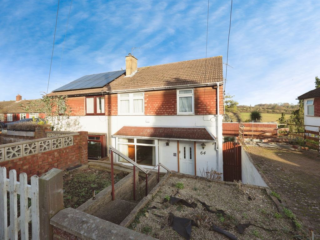 3 bed semi-detached house for sale in Lynton Road, Chesham HP5, £315,000