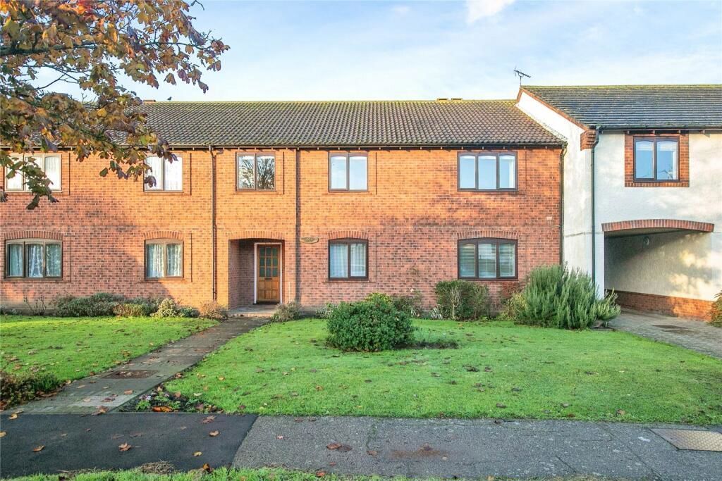 3 bed flat for sale in Old Parsonage Way, Frinton-On-Sea CO13, £160,000