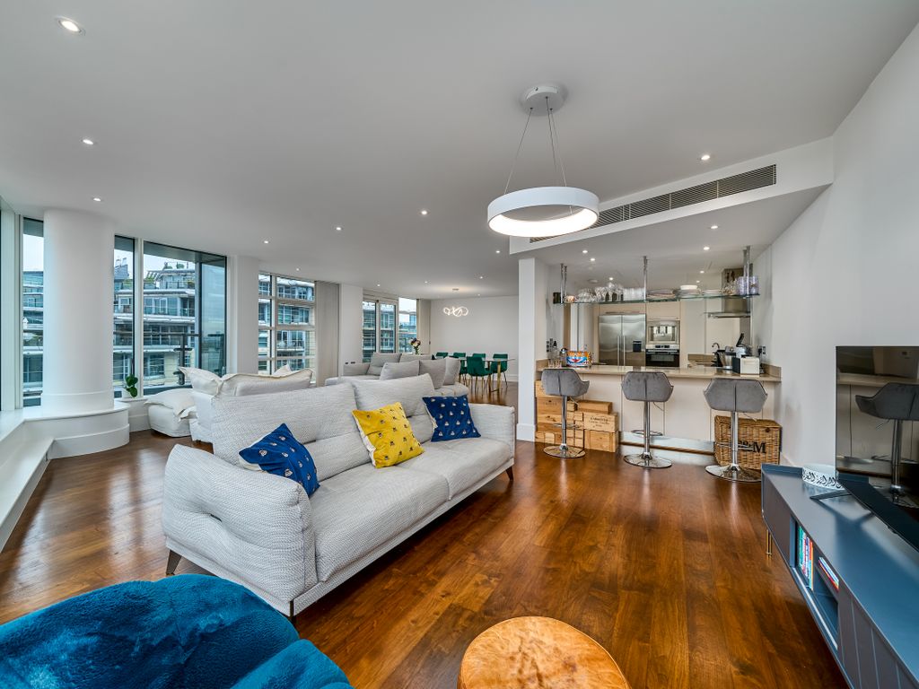3 bed flat for sale in Juniper Drive, London SW18, £1,900,000