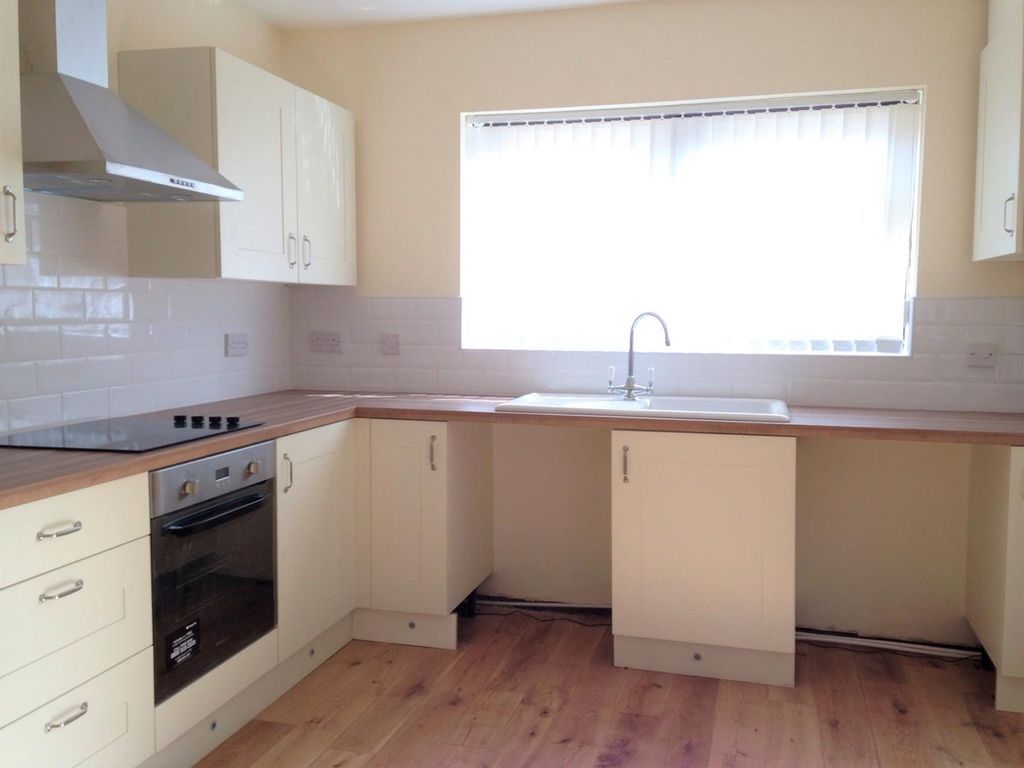 5 bed terraced house to rent in Wadham Road, Bootle L20, £850 pcm