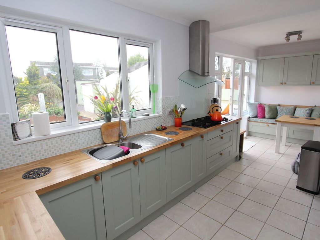 4 bed detached house for sale in Church Road, Wick CF71, £499,950