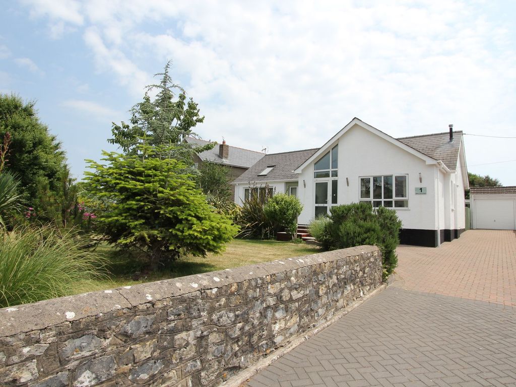 4 bed detached house for sale in Church Road, Wick CF71, £499,950