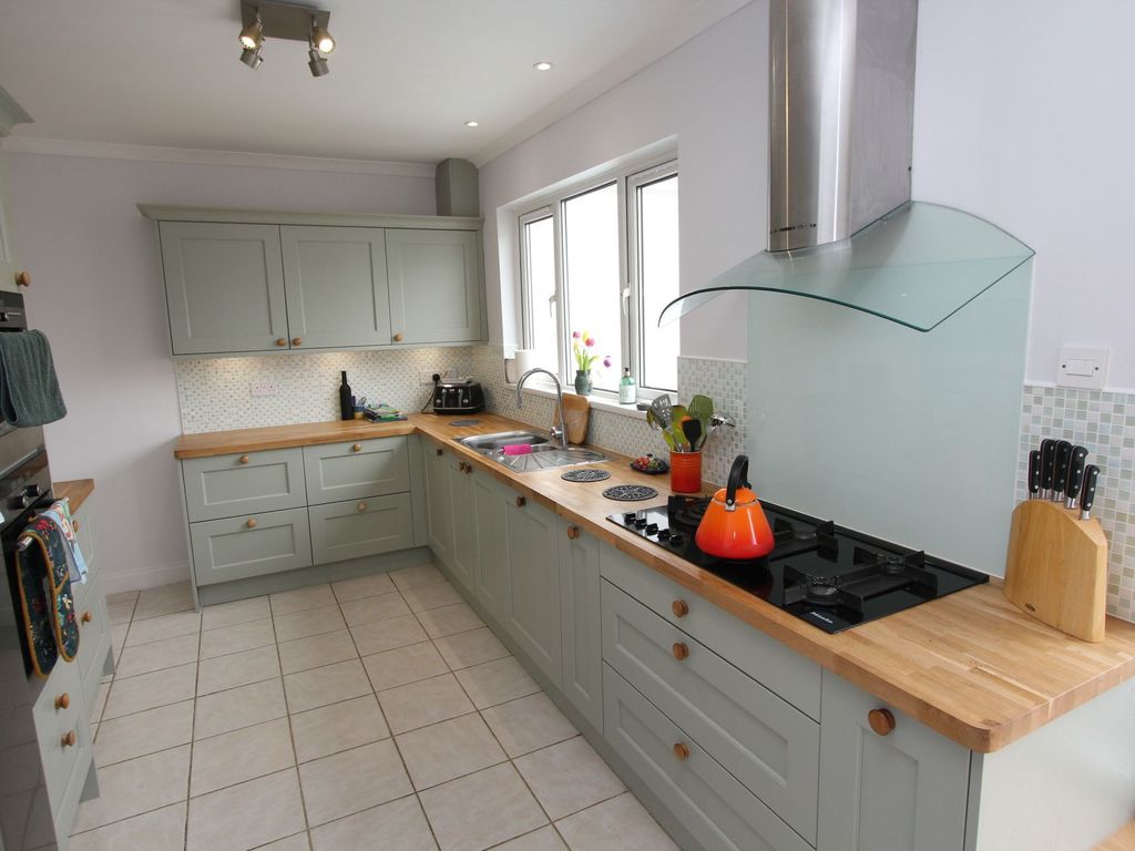 4 bed detached house for sale in Church Road, Wick CF71, £499,950