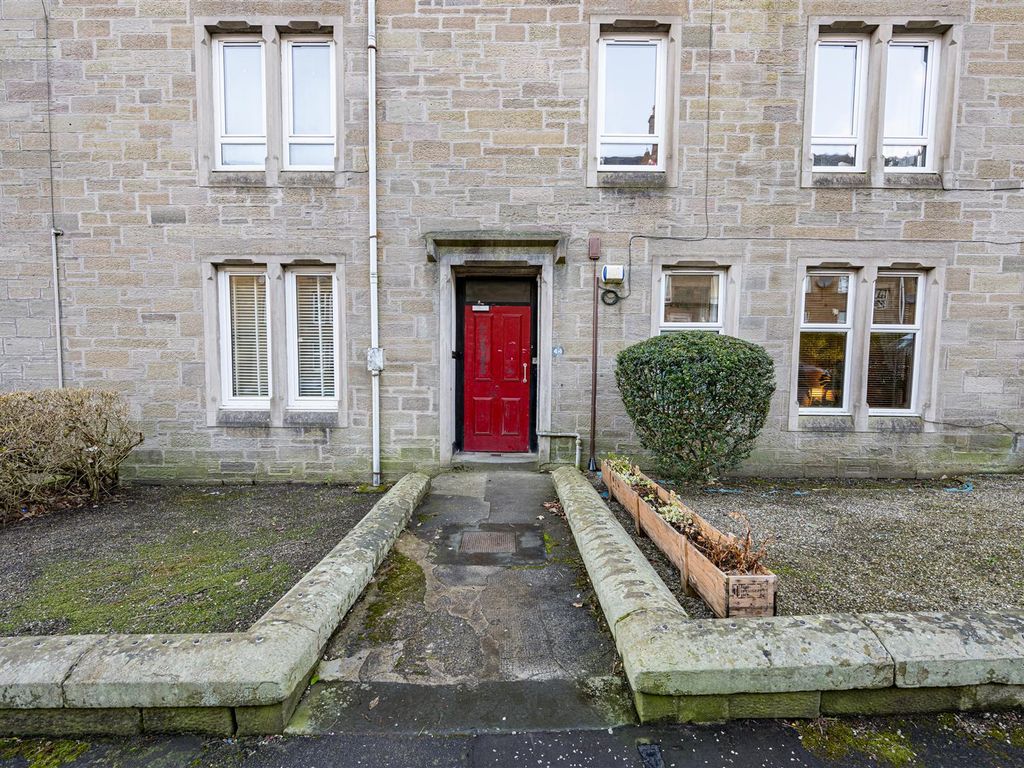 1 bed flat for sale in Scott Street, Dundee DD2, £90,000