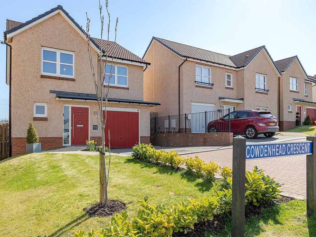 4 bed detached house for sale in Cowdenhead Crescent, Armadale EH48, £300,000