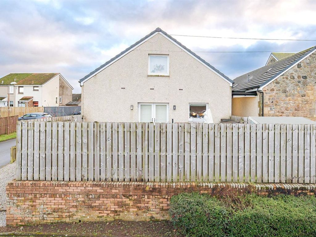 3 bed detached house for sale in Blaeberryhill Road, Whitburn EH47, £230,000