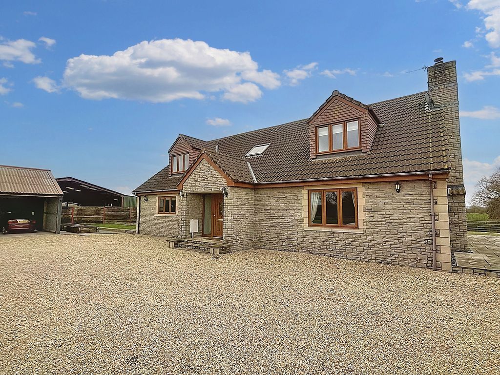 4 bed detached house for sale in Puxton Road, Hewish, Weston-Super-Mare, North Somerset. BS24, £680,000