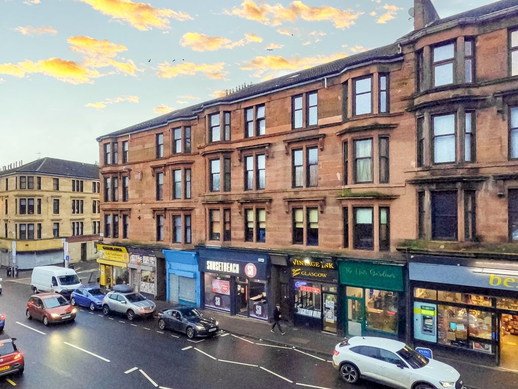 2 bed flat for sale in Maryhill Road, Maryhill, Glasgow G20, £135,000