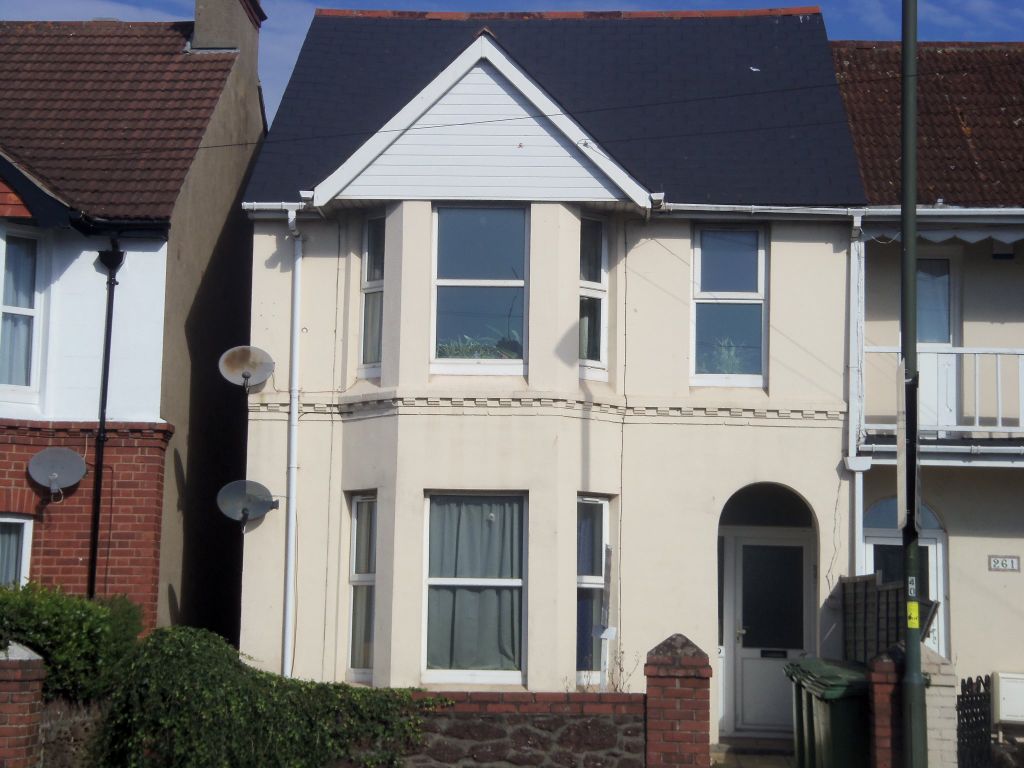 1 bed flat to rent in Torquay Road, Paignton, Devon TQ3, £675 pcm