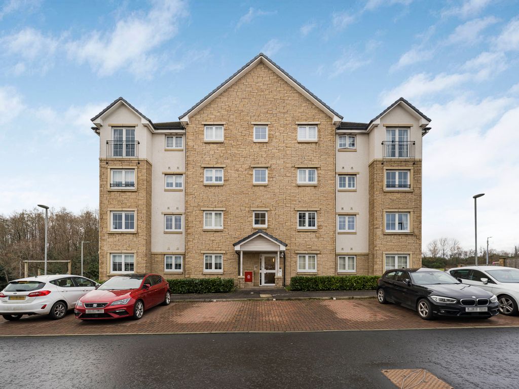 2 bed flat for sale in Inverleith Crescent, Glasgow, Lanarkshire G32, £130,000