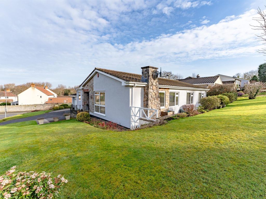 4 bed detached bungalow for sale in Grange Close, Uphill, Weston-Super-Mare BS23, £550,000