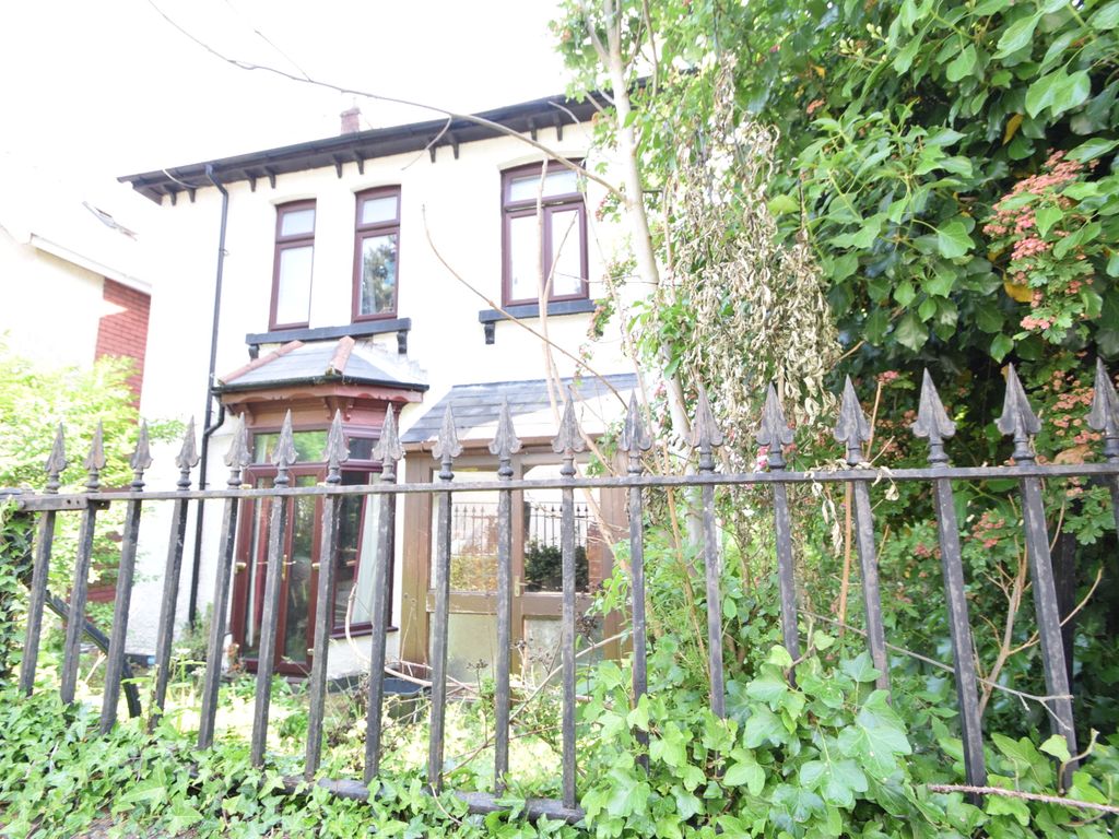 4 bed detached house for sale in The Highway, New Inn, Pontypool, Torfaen NP4, £260,000