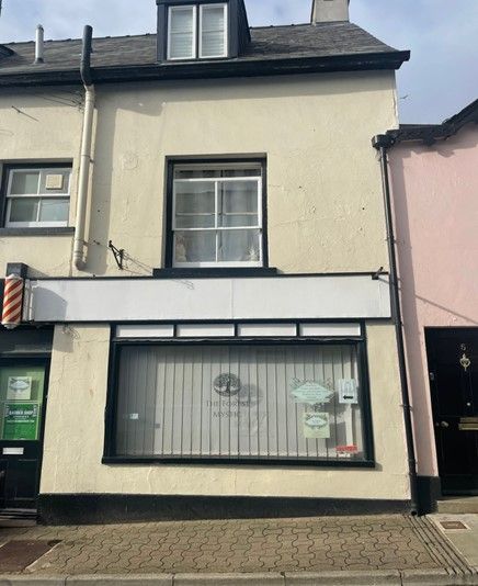 Retail premises to let in Agincourt Street, Monmouth, Monmouthshire NP25, £5,400 pa