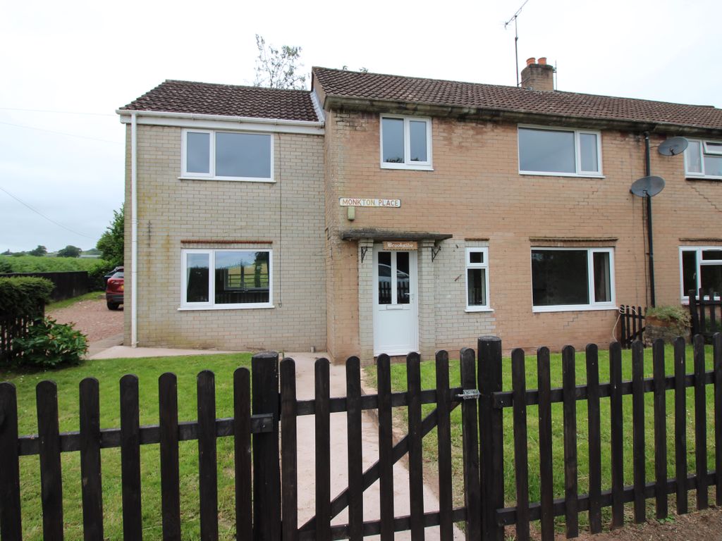 4 bed end terrace house to rent in Monkton Place, St. Weonards, Hereford, Herefordshire HR2, £1,000 pcm