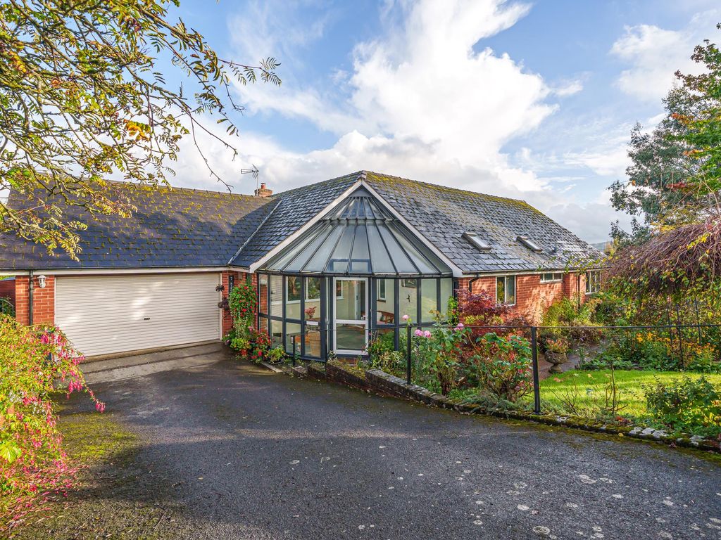 3 bed bungalow for sale in The Rickfield, Monmouth, Monmouthshire NP25, £575,000