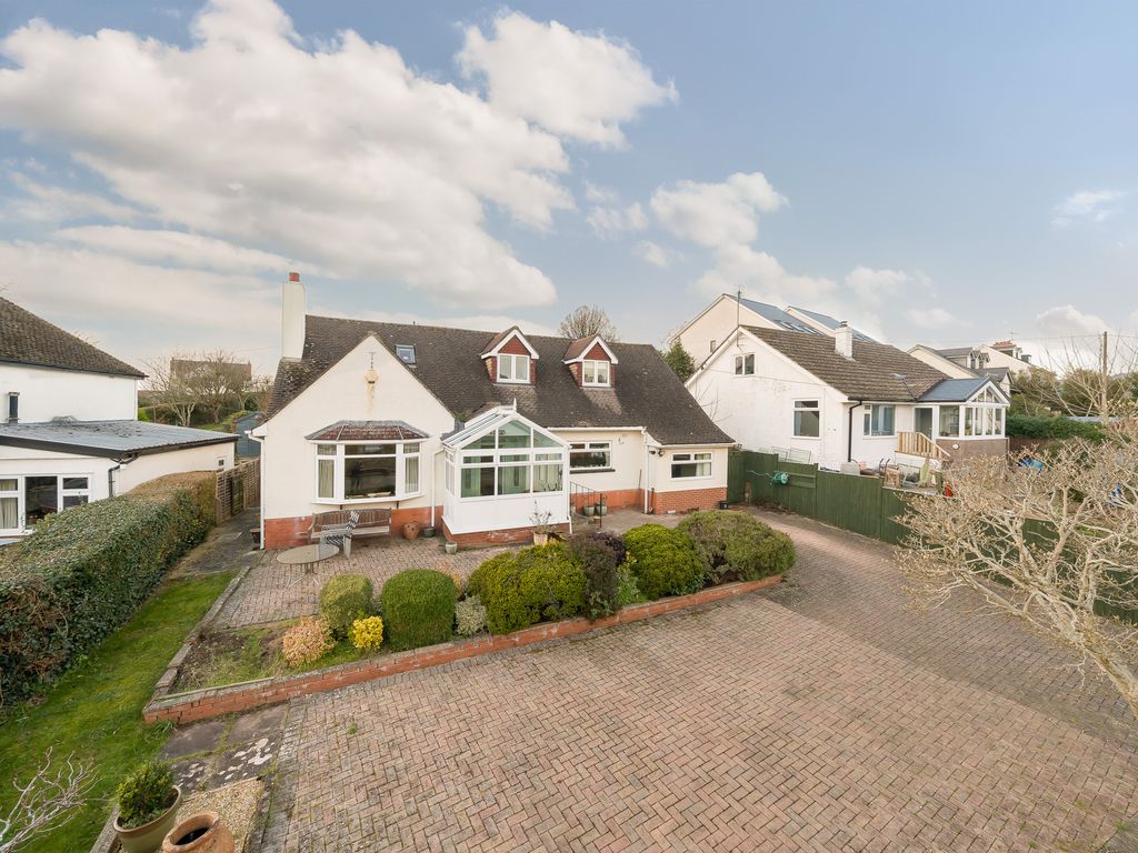 4 bed detached house for sale in Dixton Close, Monmouth NP25, £520,000