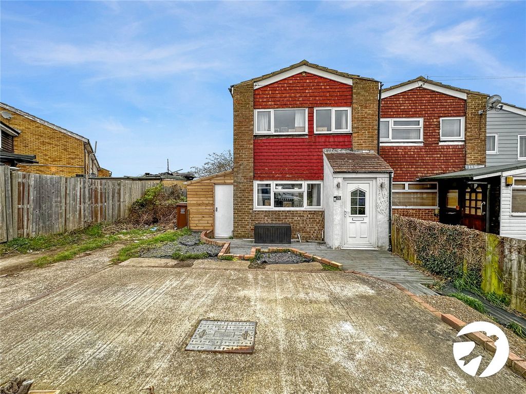 3 bed end terrace house for sale in Winston Road, Strood, Kent ME2, £300,000