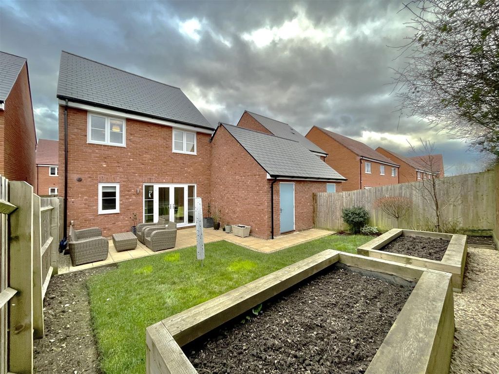 3 bed detached house for sale in Rectory Close, Ashleworth, Gloucester GL19, £400,000