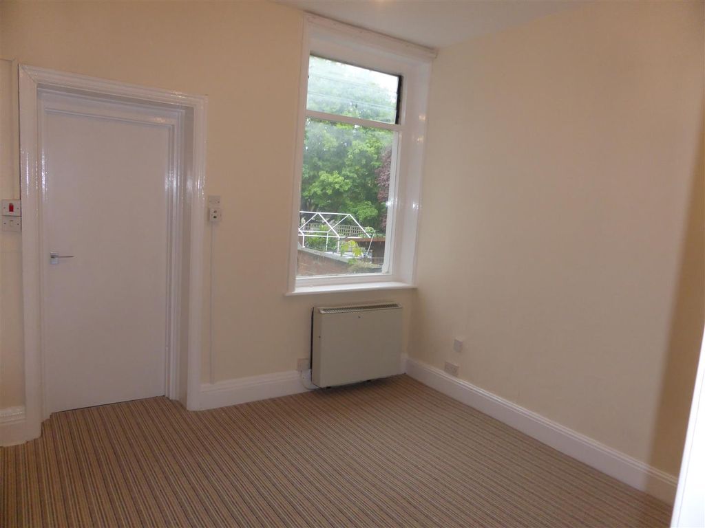 1 bed flat to rent in St. Georges Avenue, Northampton NN2, £795 pcm