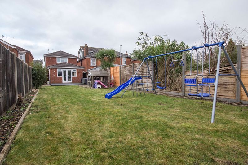 3 bed detached house for sale in Fishers Road, Totton, Southampton SO40, £389,950