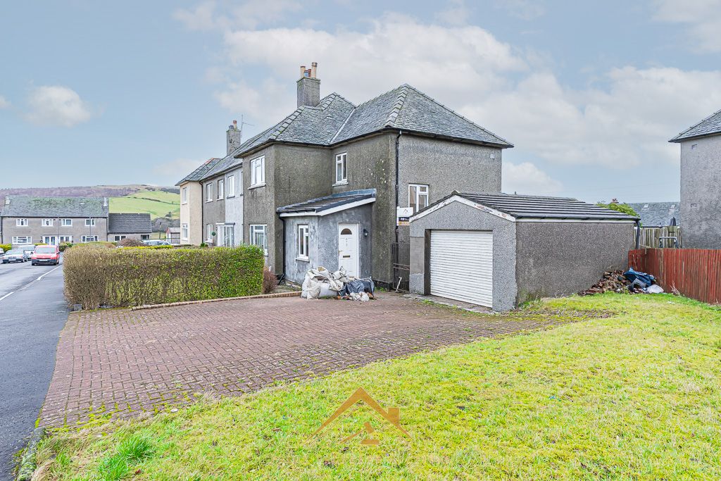 4 bed end terrace house for sale in 2 Barr Avenue, Neilston G78, £155,000