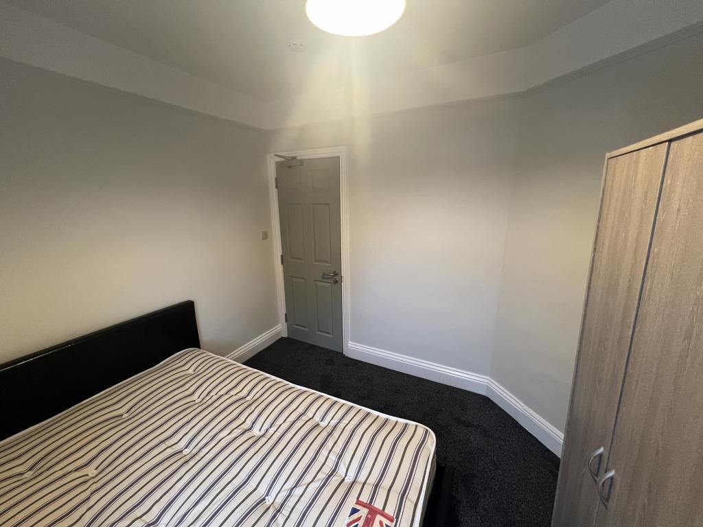 Room to rent in Hinton Way, Great Shelford, Cambridge CB22, £750 pcm
