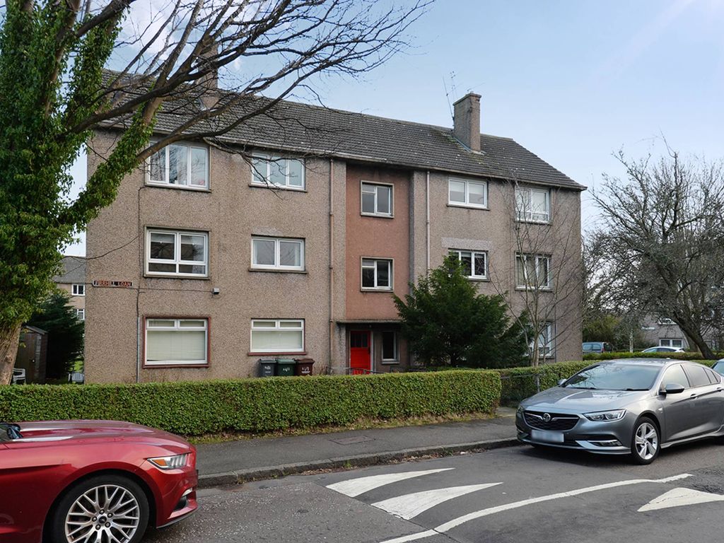 2 bed flat for sale in Firrhill Loan, Edinburgh EH13, £145,000