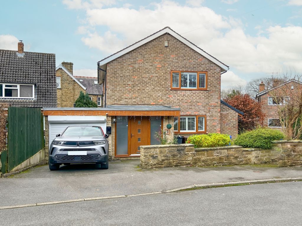 5 bed detached house for sale in Devonshire Close, Dore S17, £600,000