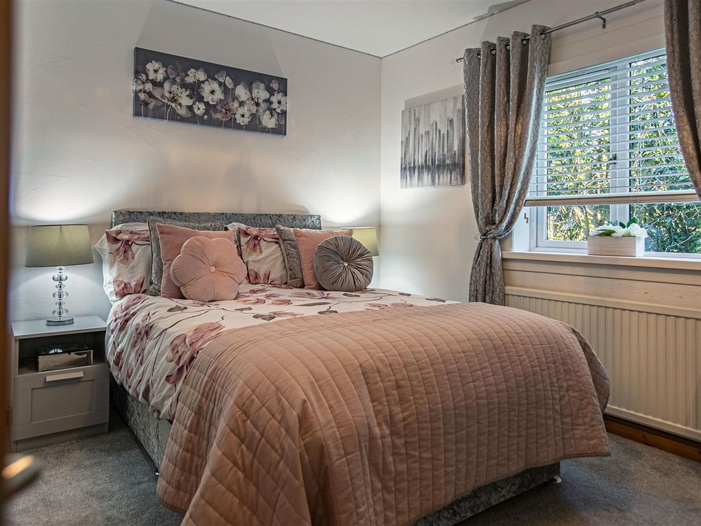 3 bed detached bungalow for sale in Gardenston Street, Laurencekirk AB30, £260,000