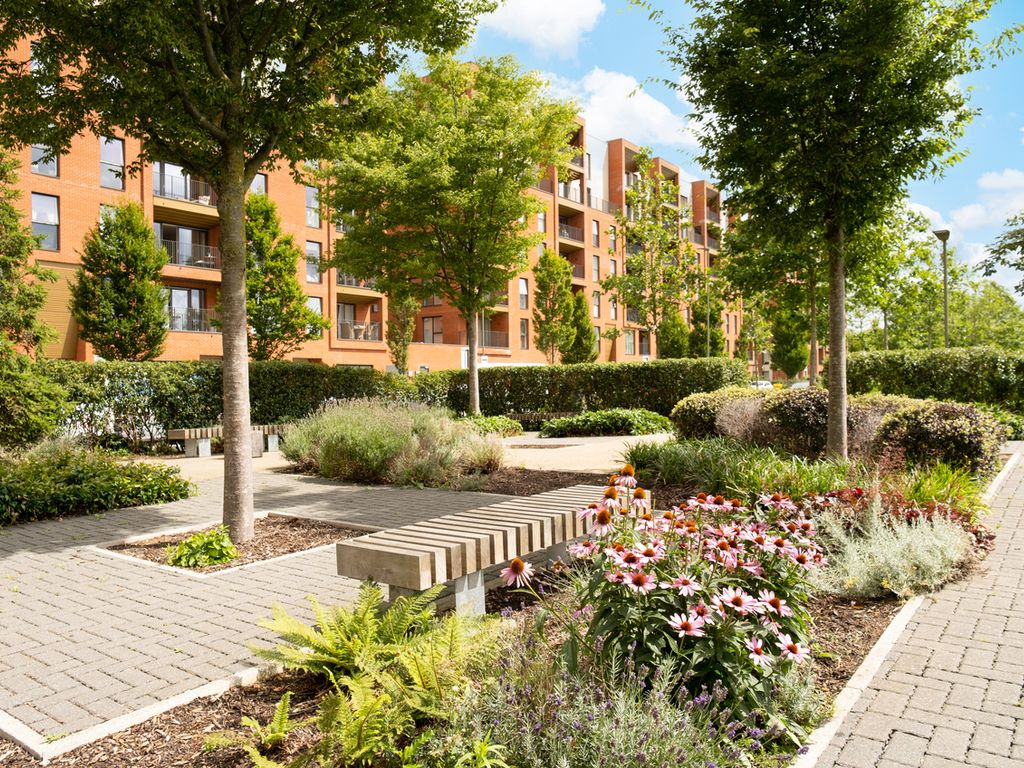 New home, 1 bed flat for sale in Diascia House, Colindale Avenue, Colindale NW9, £430,000