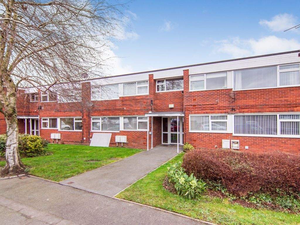 2 bed flat for sale in Garrick Close, Coventry CV5, £140,000