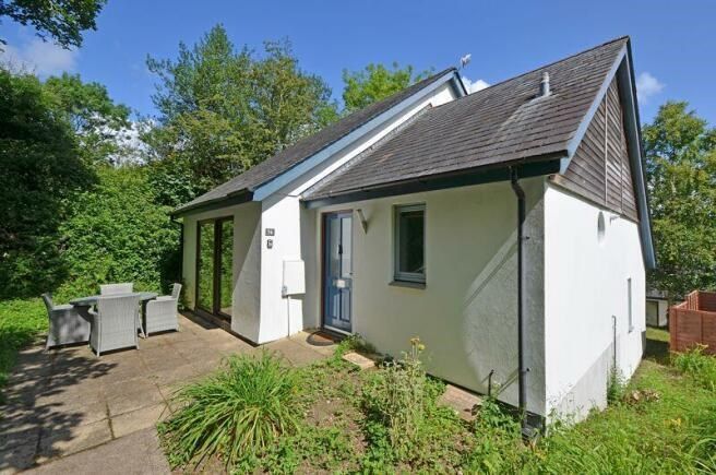 2 bed cottage for sale in Bissoe Road, Carnon Downs, Truro TR3, £160,000